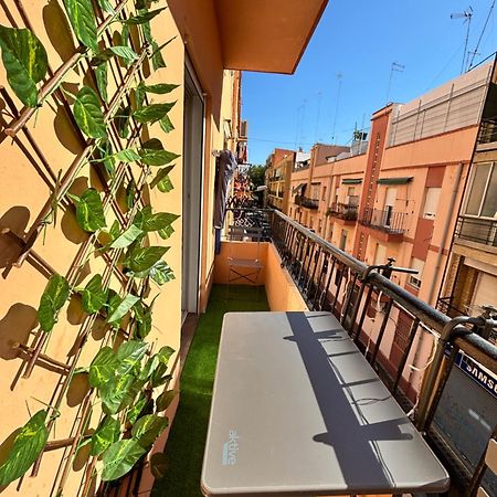 Cute And Cosy Apartment Valencia Bagian luar foto