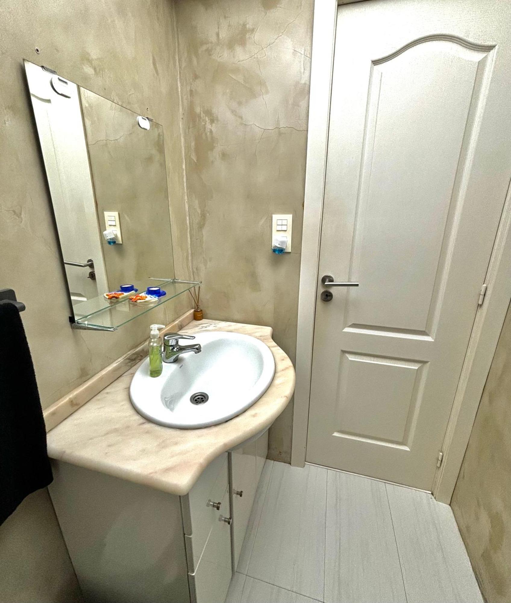 Cute And Cosy Apartment Valencia Bagian luar foto