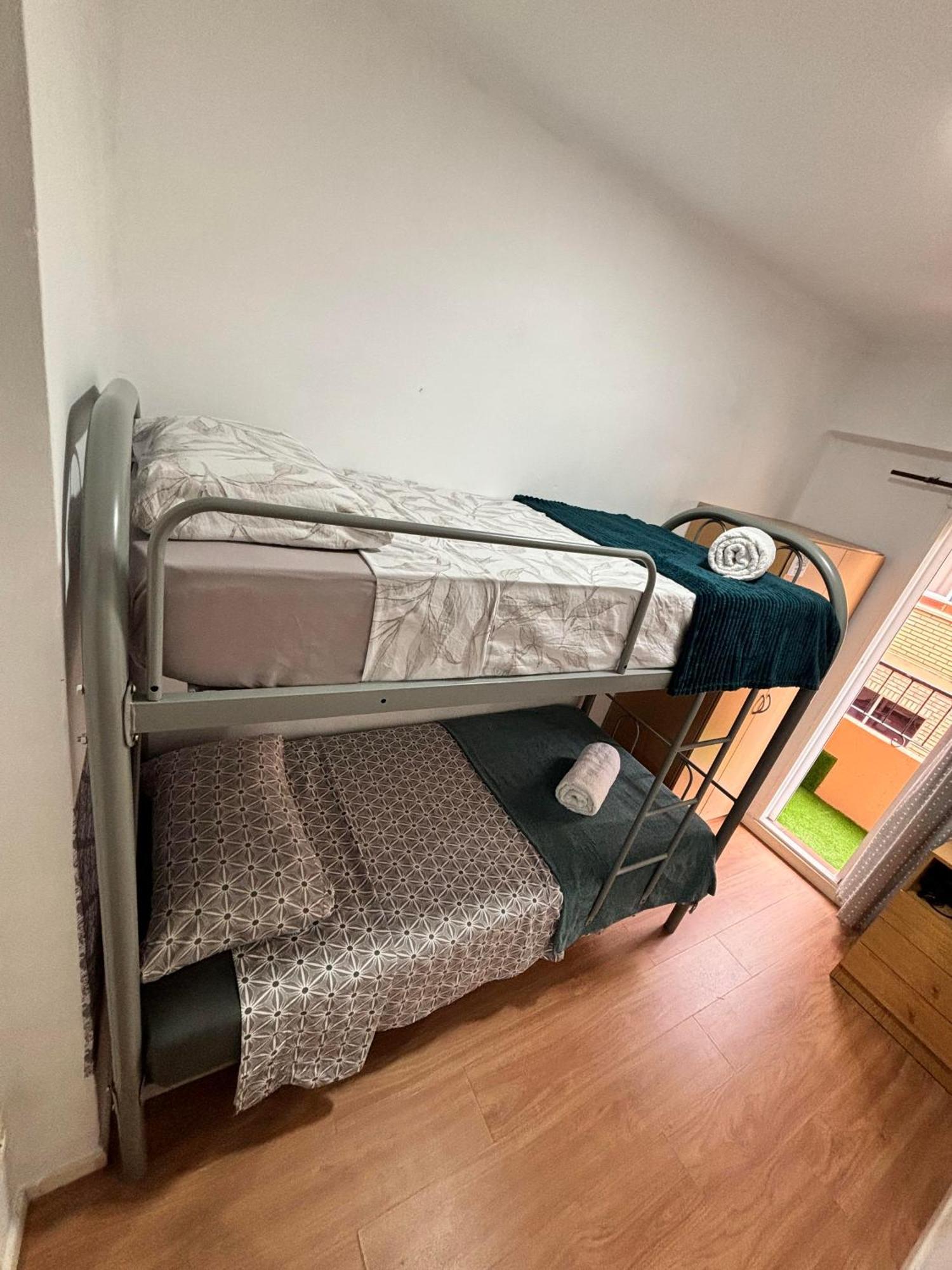 Cute And Cosy Apartment Valencia Bagian luar foto